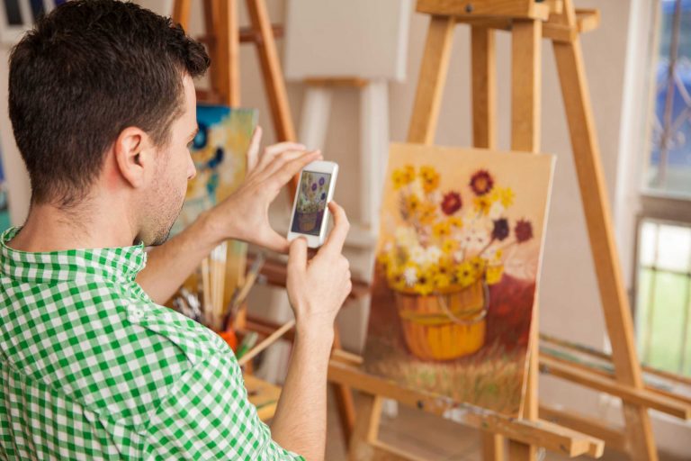 Showcase Your Story: Crafting Mobile Photo Galleries That Speak